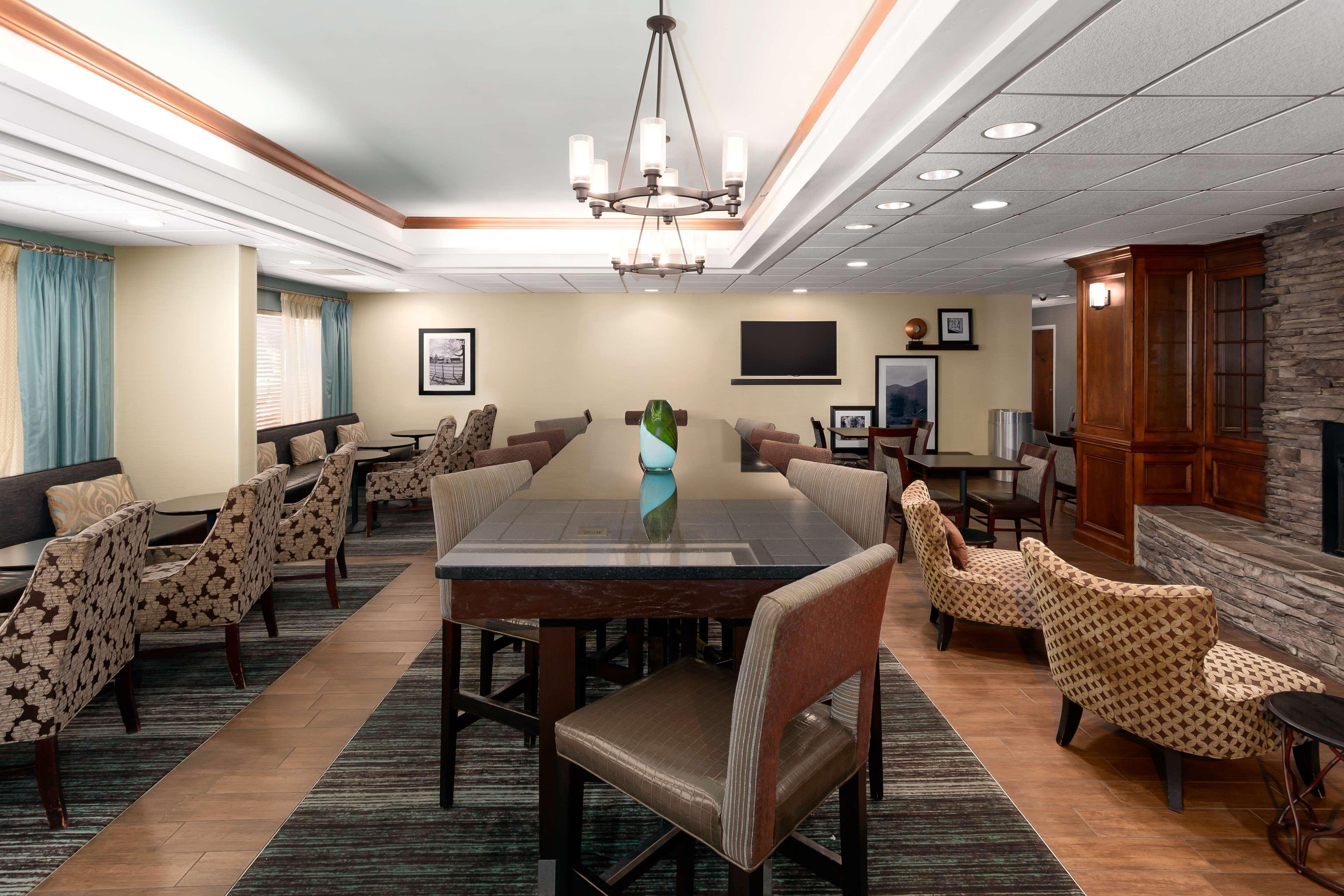 Hampton Inn Kingsport Bagian luar foto